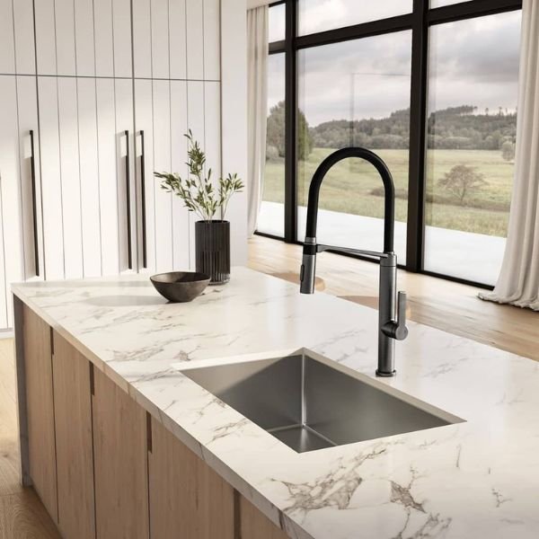 Detalhes Lixeira Inox Luz Slim Tramontina