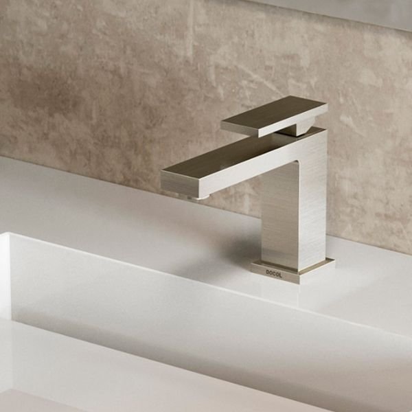 Detalhes Lixeira Inox Luz Slim Tramontina