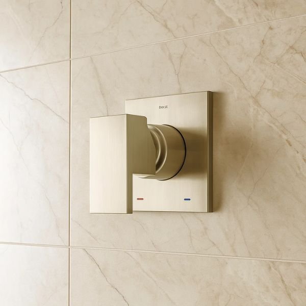 Detalhes Lixeira Inox Luz Slim Tramontina