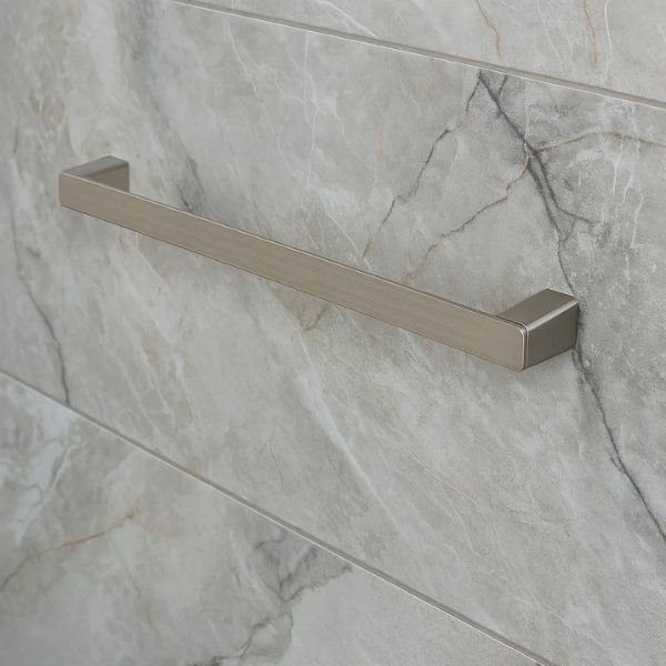 Detalhes Lixeira Inox Luz Slim Tramontina
