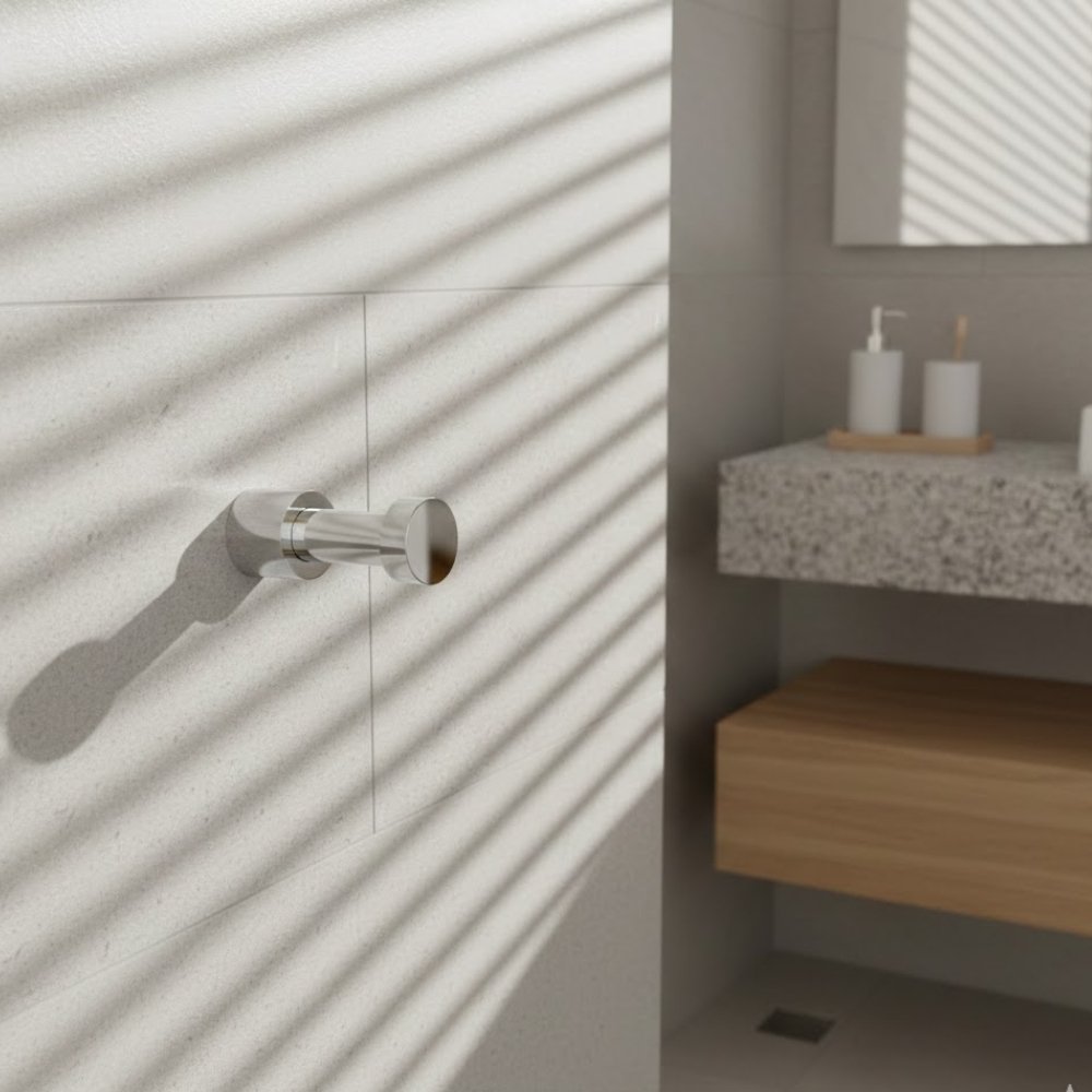 Detalhe acabamento cromado Cabide Flow Celite